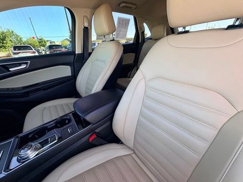 Used 2020 Ford Edge SEL AWD/4WD image 24