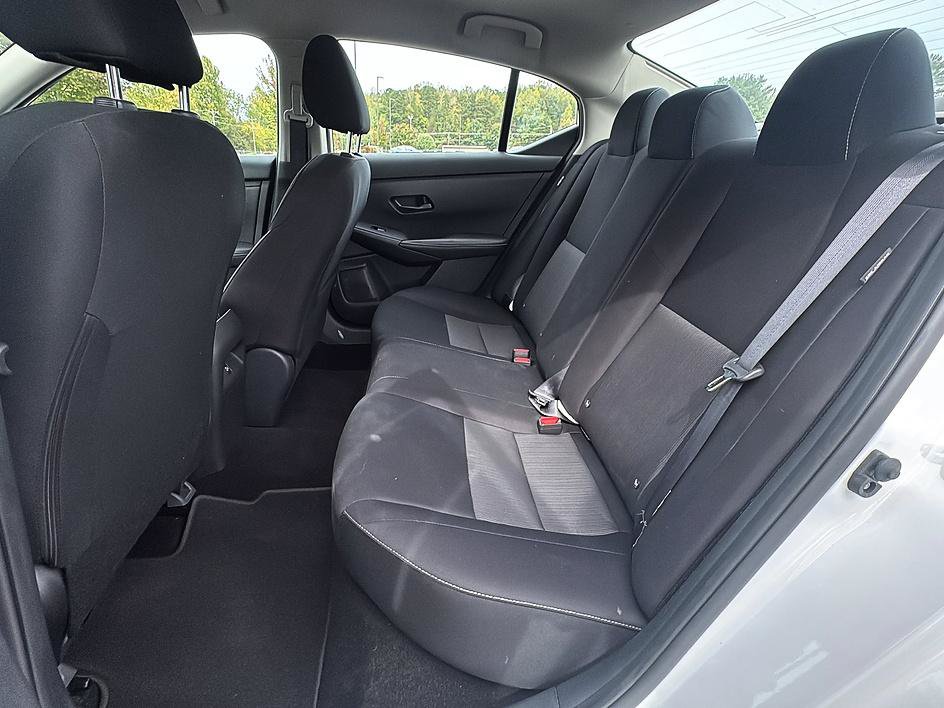 Certified 2025 Nissan Sentra SV FWD image 18