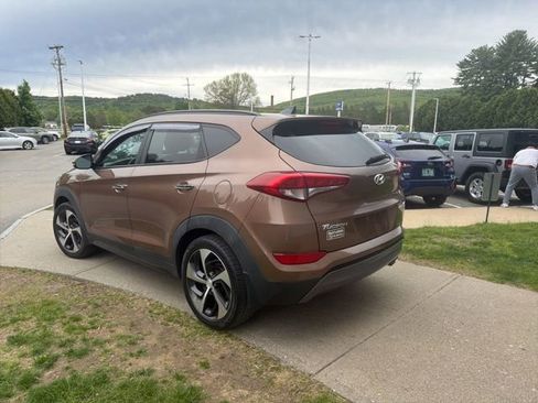 Used 2016 Hyundai Tucson Limited w/ Option Group 03 AWD/4WD image 6