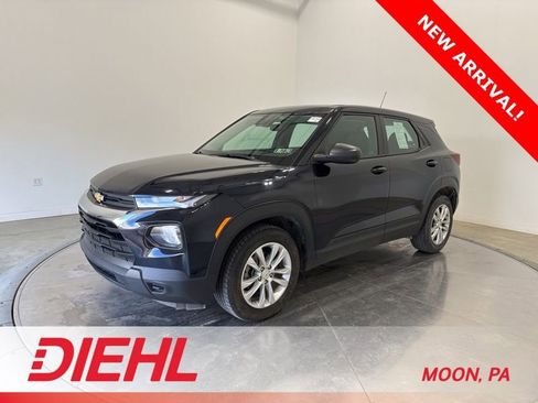 Used 2021 Chevrolet TrailBlazer LS image 3