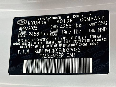 Used 2025 Hyundai Elantra N FWD image 46