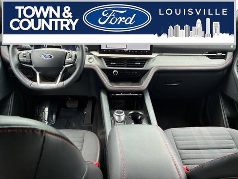Used 2025 Ford Explorer ST-Line w/ ST-Line Street Pack AWD/4WD image 24
