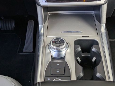 Certified 2021 Ford Explorer XLT w/ Equipment Group 202A image 16