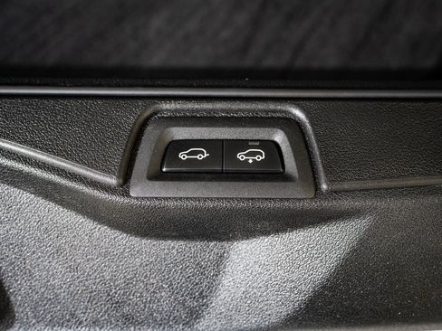 Used 2021 BMW X7 xDrive40i w/ Premium Package image 18