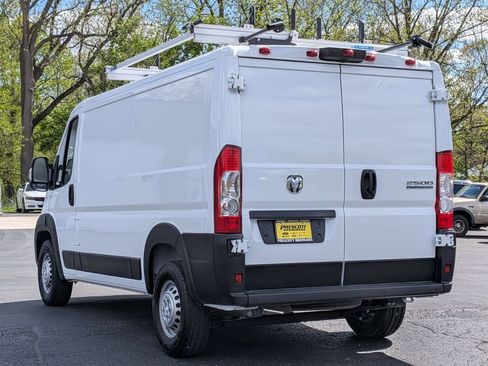 Used 2025 RAM ProMaster 2500 w/ Safety Group FWD image 5