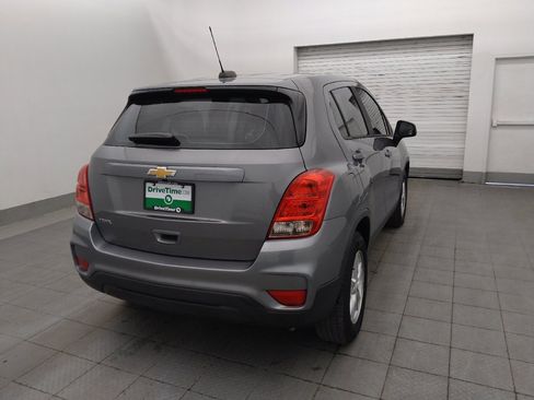 Used 2020 Chevrolet Trax LS FWD image 9
