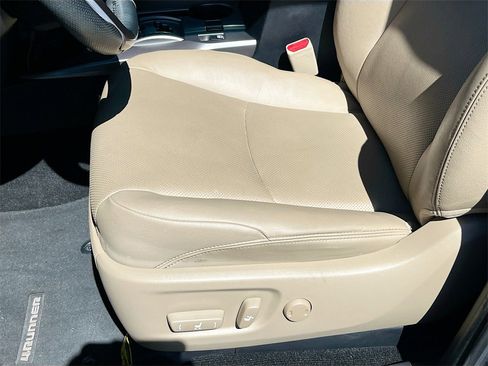 Used 2024 Toyota 4Runner Limited image 19