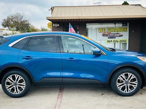 Used 2022 Ford Escape SEL image 6