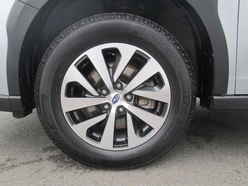 Used 2024 Subaru Outback Premium image 8