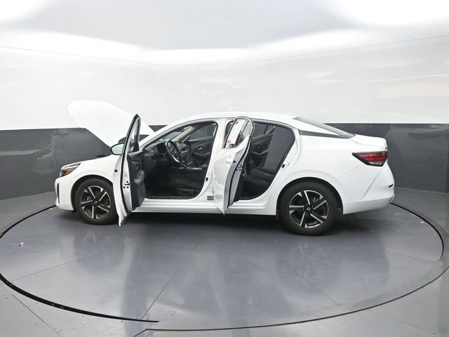 Used 2024 Nissan Sentra SV FWD image 42