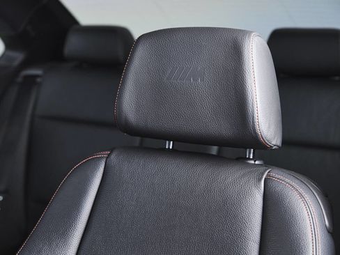 Used 2011 BMW 1 Series M image 53