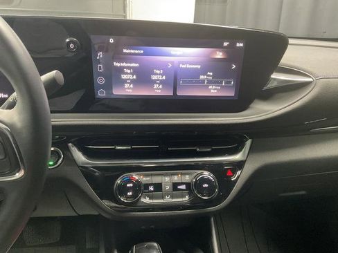 Used 2024 Buick Envista Sport Touring w/ Convenience I Package image 22