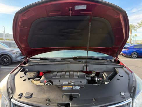 Used 2017 Chevrolet Traverse Premier image 22