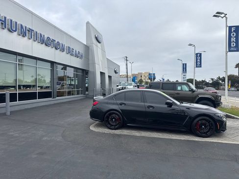 Used 2025 BMW M3 w/ Executive Package RWD image 3