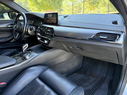 Used 2019 BMW M5 w/ Executive Package image 23