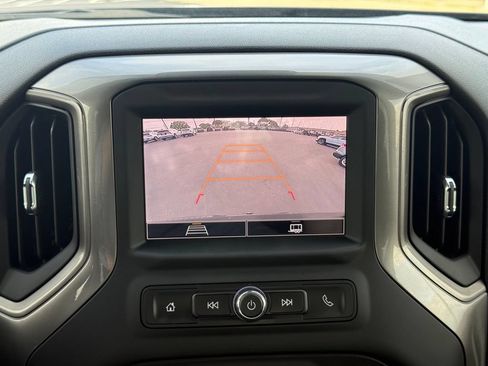 Certified 2025 Chevrolet Silverado 1500 Custom RWD image 18