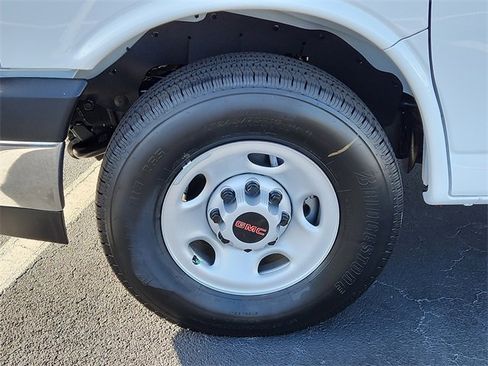 New 2025 GMC Savana 2500 w/ Driver Convenience Package image 7