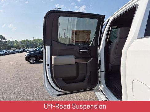 Used 2019 GMC Sierra 1500 SLT w/ SLT Convenience Package AWD/4WD image 27