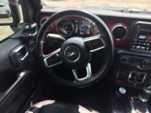 Used 2020 Jeep Gladiator Rubicon AWD/4WD image 14