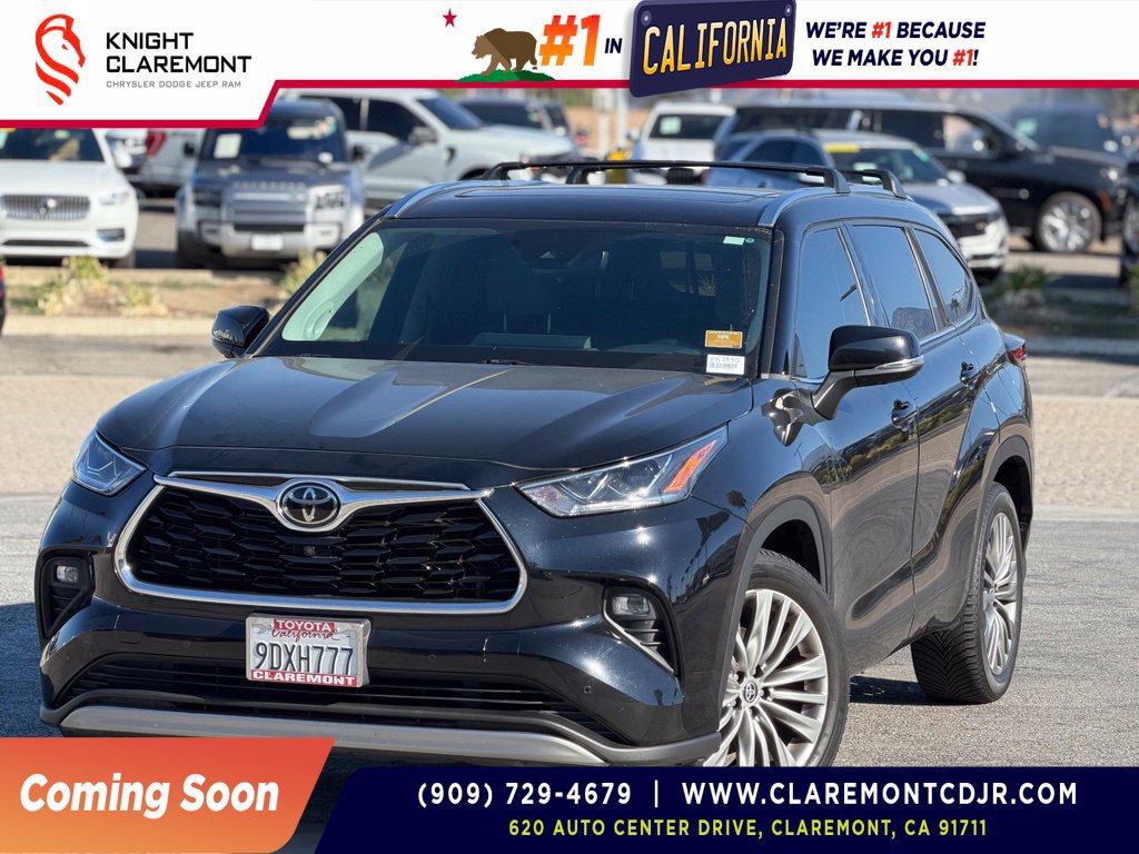 Used 2022 Toyota Highlander Platinum AWD/4WD image 1