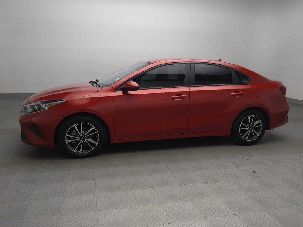 Used 2022 Kia Forte LXS FWD image 2