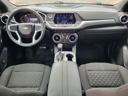 Used 2021 Chevrolet Blazer LT FWD image 16