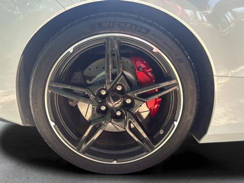Used 2020 Chevrolet Corvette Stingray Preferred Cpe w/ 2LT Preferred Equipment Group RWD image 13