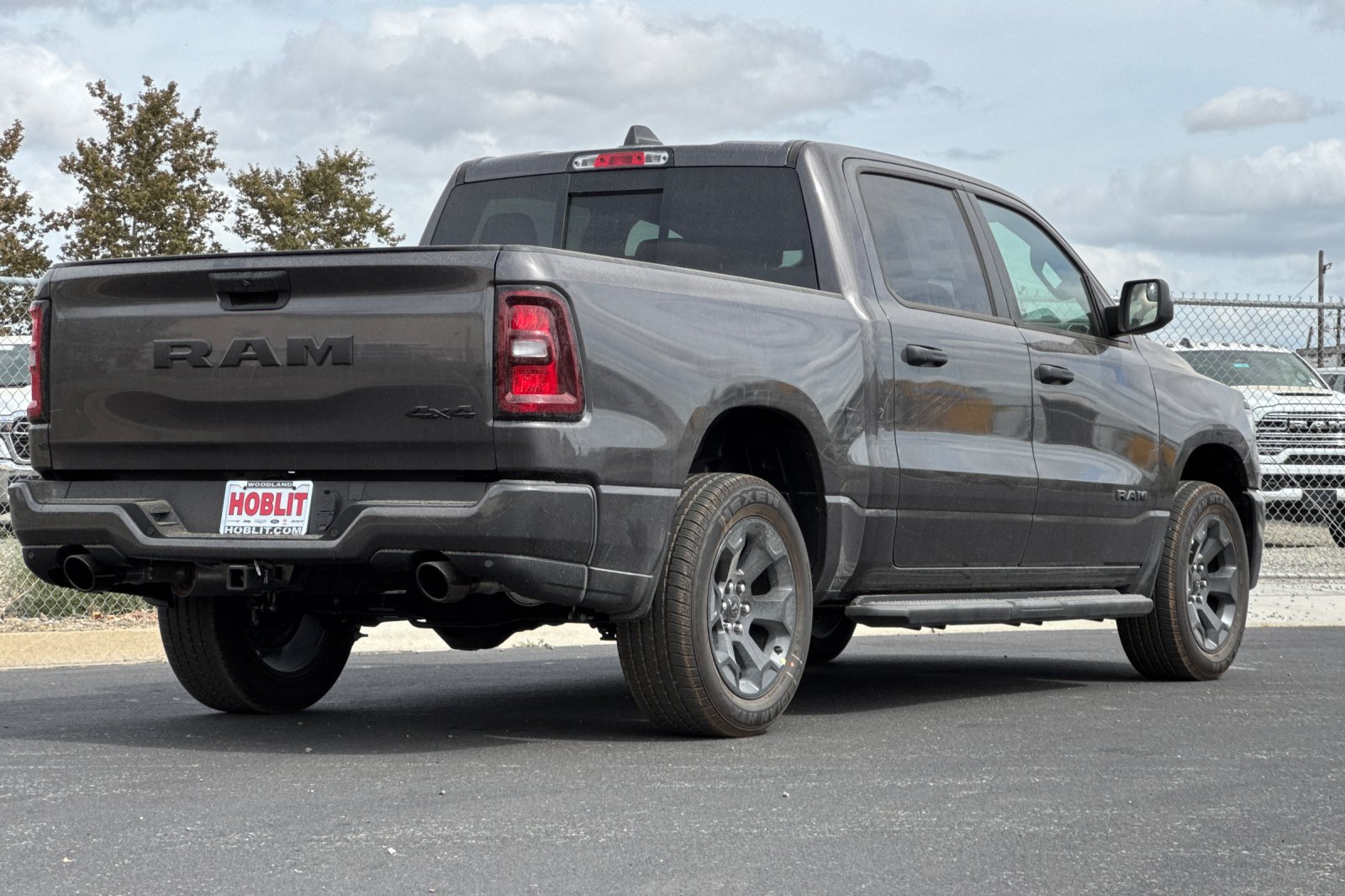 New 2026 RAM 1500 Express AWD/4WD image 3