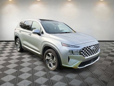 Used 2023 Hyundai Santa Fe SEL w/ Premium Package FWD image 3