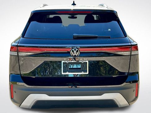 New 2026 Volkswagen Tiguan S image 6