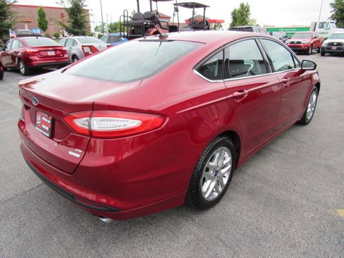 Used 2013 Ford Fusion SE FWD image 6
