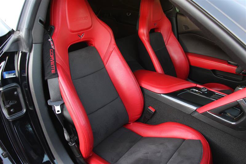 Used 2018 Chevrolet Corvette Z06 RWD image 21