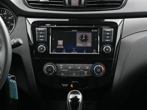 Used 2021 Nissan Rogue Sport S image 5