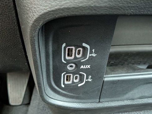 Used 2026 RAM 2500 Big Horn AWD/4WD image 27