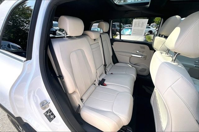 Used 2026 Mercedes-Benz GLB 250 4MATIC image 16