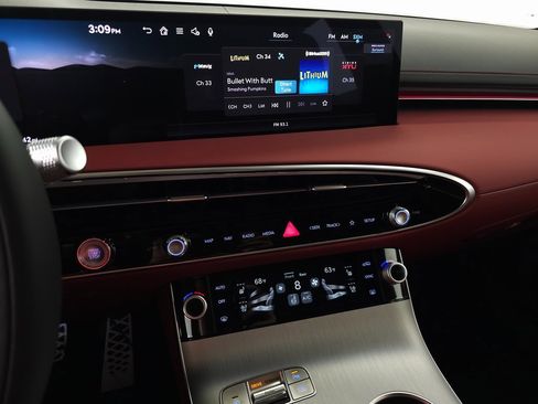 Used 2026 Genesis GV70 3.5T Sport Advanced image 17