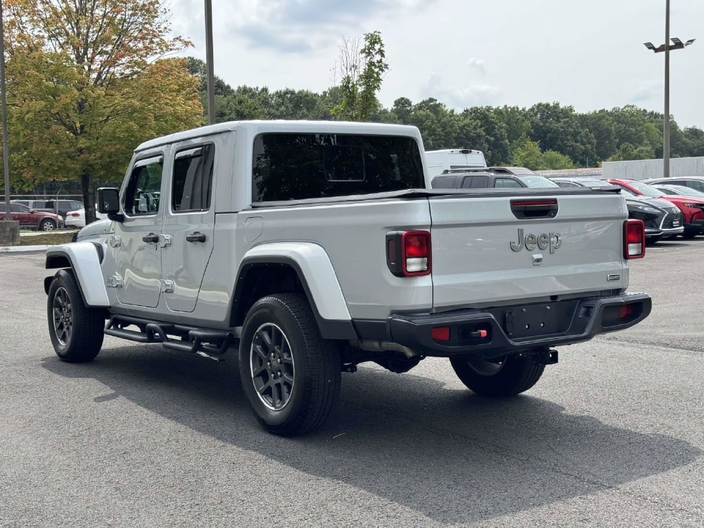 Used 2023 Jeep Gladiator Overland AWD/4WD image 23