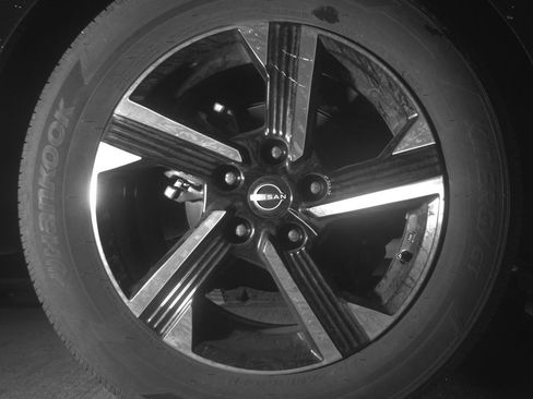 Used 2025 Nissan Sentra SV FWD image 12