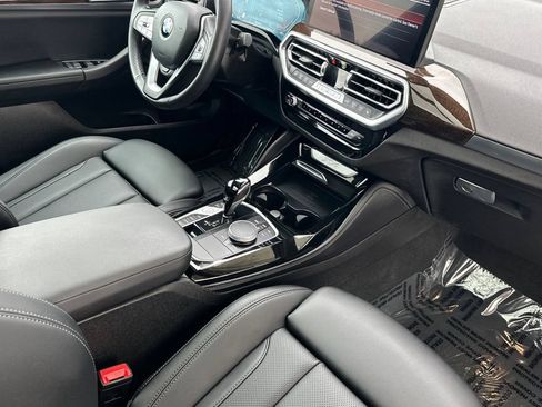 Used 2025 BMW X4 xDrive30i w/ Premium Package AWD/4WD image 17