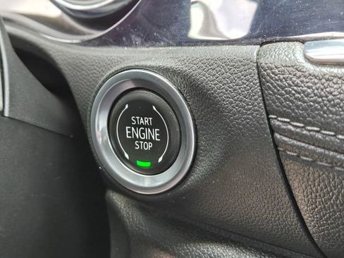 Used 2021 Buick Encore GX Preferred w/ Cold Weather Comfort Package FWD image 20