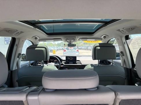 Used 2018 Audi Q5 2.0T Premium Plus w/ Premium Plus Package AWD/4WD image 33