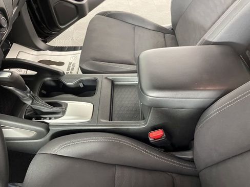 Used 2023 Nissan Frontier SV w/ Technology Package image 28