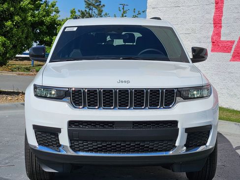 New 2026 Jeep Grand Cherokee L Laredo RWD image 2