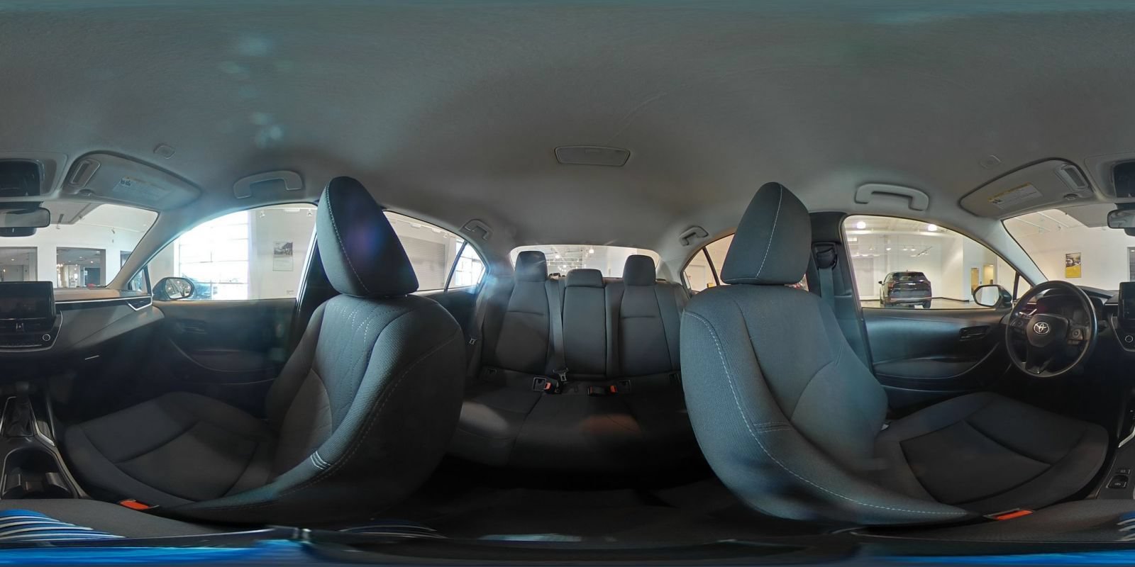 Used 2025 Toyota Corolla LE FWD image 39