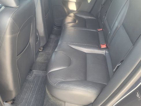 Used 2015 Volvo XC60 T6 Platinum w/ Climate Package image 31