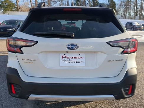 Used 2022 Subaru Outback Limited image 5