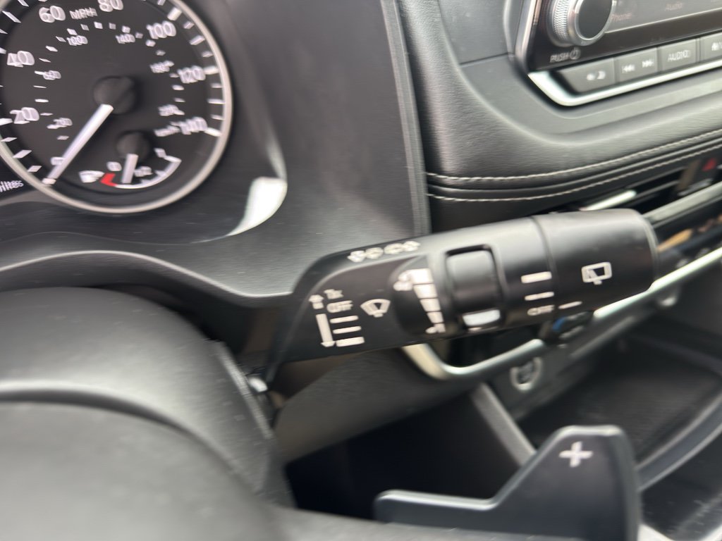 Used 2021 Nissan Rogue SV AWD/4WD image 9