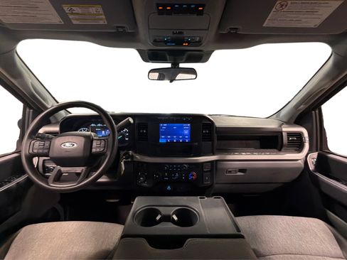 Used 2024 Ford F250 XL w/ STX Appearance Package AWD/4WD image 38