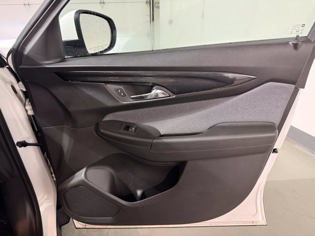 Used 2025 Chevrolet TrailBlazer LT AWD/4WD image 24
