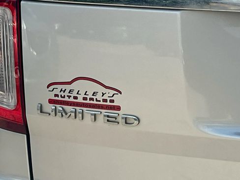 Used 2013 Ford Explorer Limited image 3